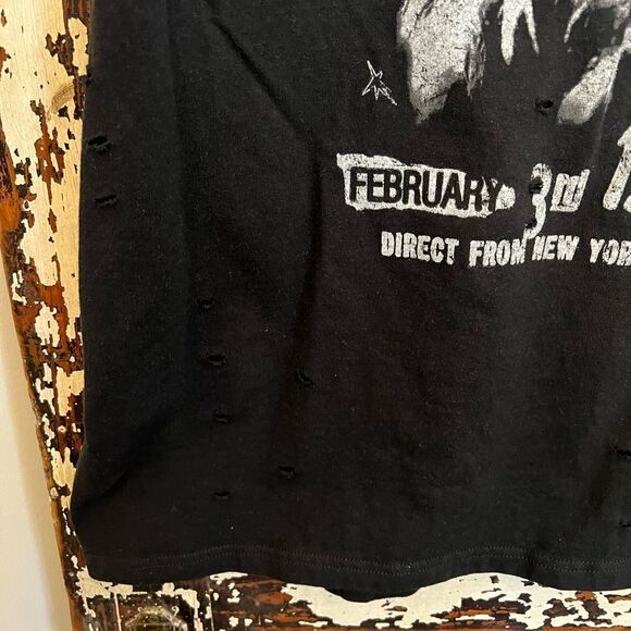 Blonde in Los Angeles Women’s distressed T-shirt. - Picture 5 of 11